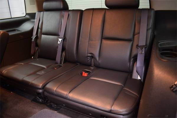 2011 GMC Yukon Denali 6.2L V8 AWD SUV 4WD THIRD ROW SEATS 4X4 for sale in Sumner, WA – photo 6