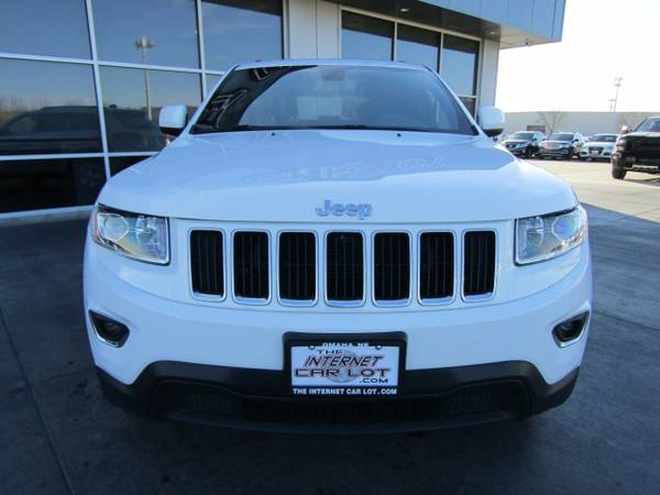 2015 Jeep Grand Cherokee 4WD 4dr Laredo - - by for sale in Council Bluffs, NE – photo 2