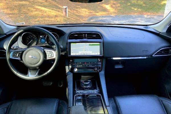 2019 Jaguar F-PACE 30t Prestige Sport Utility 4D SUV - cars & trucks... for sale in Sykesville, MD – photo 9