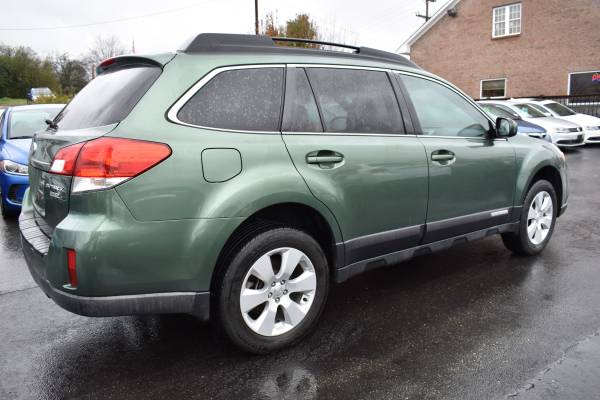 2012 Subaru Outback Premium - Excellent Condition - Best Deal - cars... for sale in Lynchburg, VA – photo 5