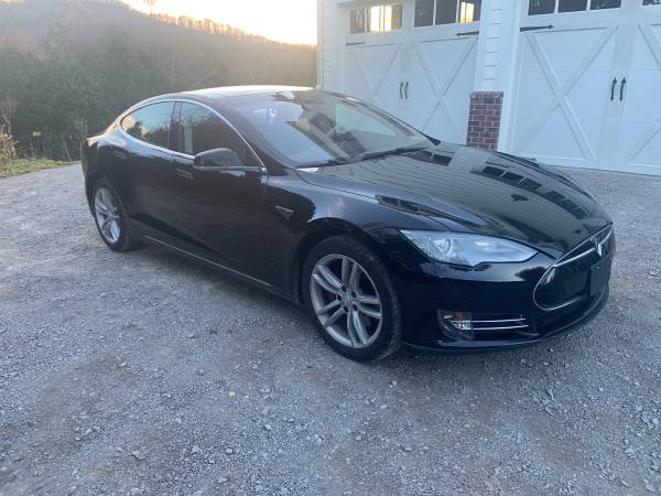 2014 Tesla Model S85 - cars & trucks - by owner - vehicle automotive... for sale in Thompsons Station, TN – photo 2