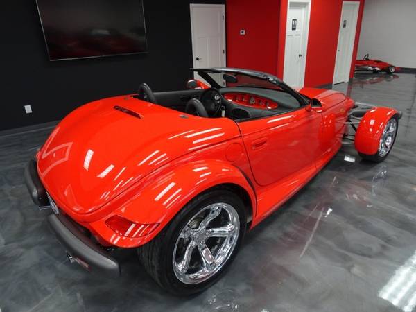 1999 Plymouth Prowler Roadster Like new Only 1, 461 miles for sale in Waterloo, IA – photo 5