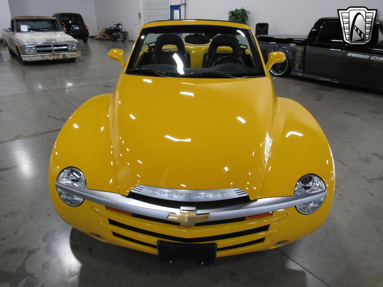 2004 Chevrolet SSR for sale in O'Fallon, IL – photo 3