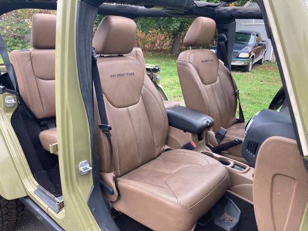 2013 Jeep Wrangler Unlimited Rubicon 4dr Commando Green / Saddle 6... for sale in Waterbury, NY – photo 21