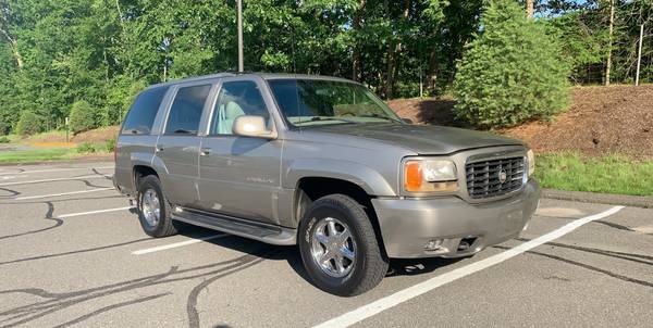 2000 Cadillac Escalade for sale in Middlebury, CT – photo 4