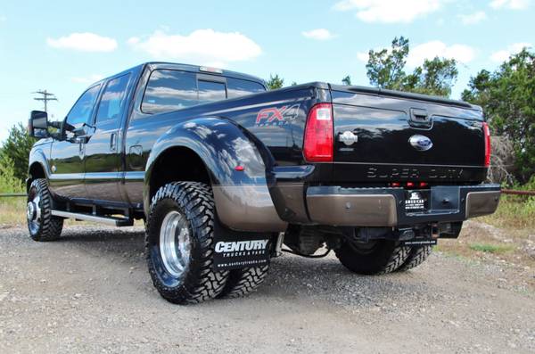 2015 FORD F350 KING RANCH 4X4 - BLK ON BLK - NAV ROOF- NEW 35" TOYO MT for sale in Leander, AR – photo 7