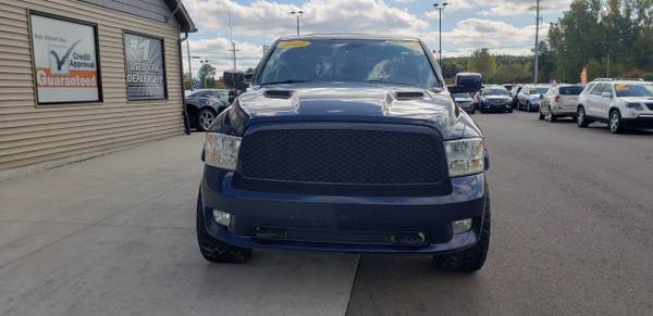 LIFTED!! 2012 RAM 1500 4WD Crew Cab 140.5" Sport for sale in Chesaning, MI – photo 3