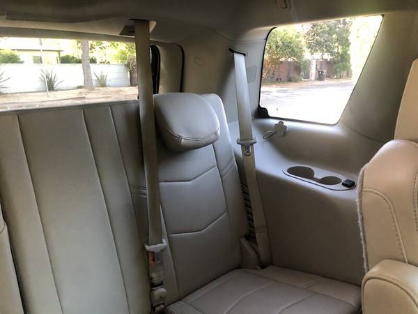 2015 Cadillac Escalade Luxury - cars & trucks - by dealer - vehicle... for sale in North Hollywood, CA – photo 19