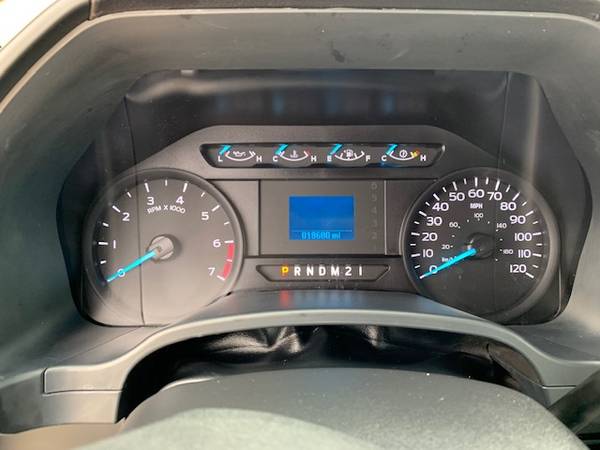 2019 Ford F350 4X4 Flat bed! LOW MILES! - cars & trucks - by dealer... for sale in Jerome, WY – photo 10