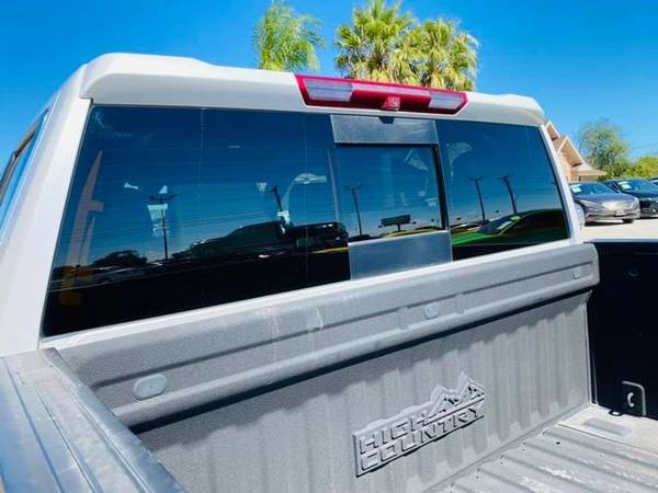 2019 Chevrolet Silverado 1500 Crew Cab - Financing Available! - cars... for sale in Weslaco, TX – photo 15