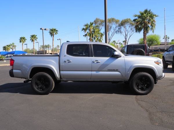2017 Toyota Tacoma SR5 DOUBLE CAB 5 BED V6 4x4 Passeng - Lifted for sale in Glendale, AZ – photo 3