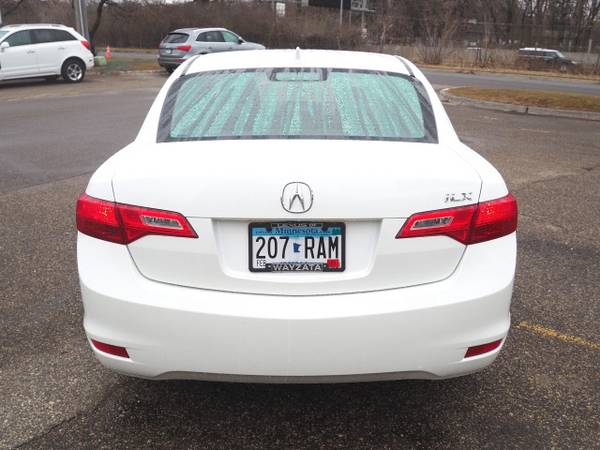 2014 Acura ILX 2.0L w/Tech - cars & trucks - by dealer - vehicle... for sale in Wayzata, MN – photo 5