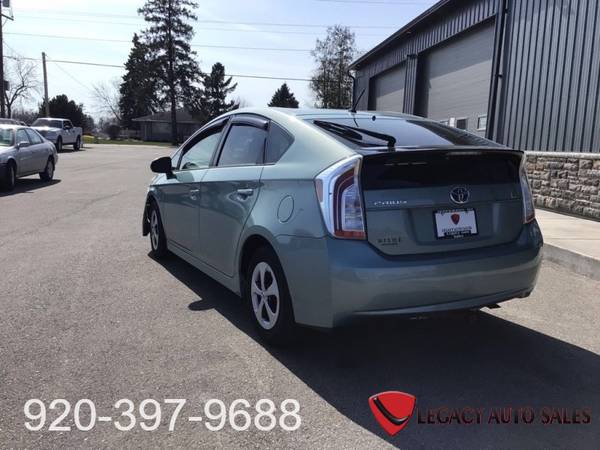 2014 TOYOTA PRIUS IV - - by dealer - vehicle for sale in Jefferson, WI – photo 4