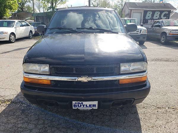 2000 Chevrolet Blazer LS - - by dealer - vehicle for sale in Fenton, MO – photo 2