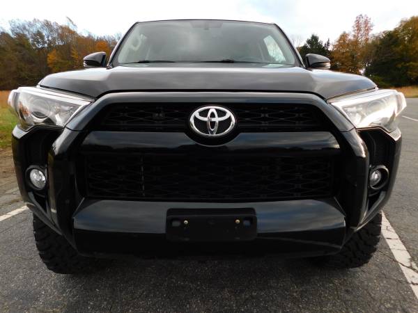 LIFTED 18 TOYOTA 4RUNNER SR5 4X4 20X10 NEW 33X12.50 MT'S *74K... for sale in KERNERSVILLE, SC – photo 12
