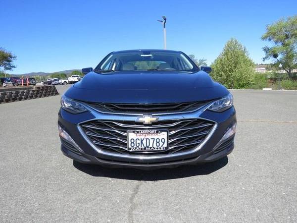2019 Chevrolet Malibu sedan Premier (Northsky Blue Metallic) - cars for sale in Lakeport, CA – photo 5
