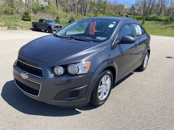 2016 Chevrolet Chevy Sonic LT - - by dealer - vehicle for sale in Washington, PA – photo 9