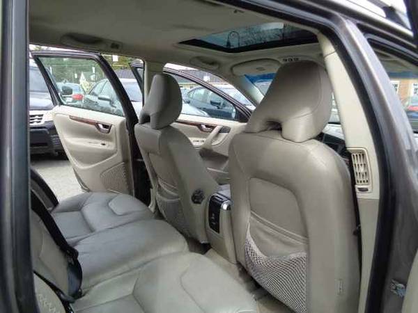 2005 Volvo XC70 AWD Wagon 2 5L I5 F - - by dealer for sale in Purcellville, District Of Columbia – photo 12
