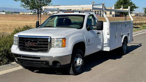 2009 GMC SIERRA 3500HD Utility Service Bed Great Conditions for sale in Pleasanton, CA – photo 2