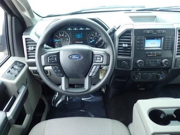 2018 Ford F150 F150 F 150 F-150 truck XLT (Ingot Silver for sale in Sterling Heights, MI – photo 18
