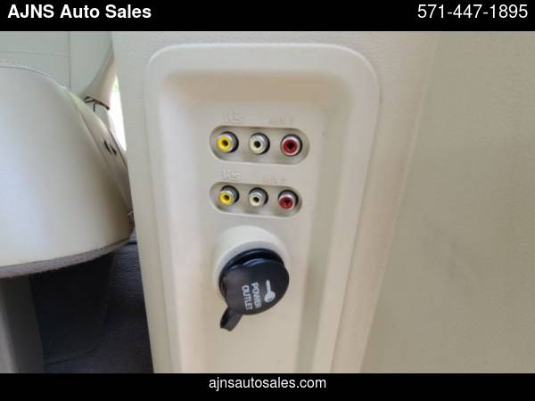 2009 VOLKSWAGEN ROUTAN SEL - - by dealer - vehicle for sale in Stafford, District Of Columbia – photo 18