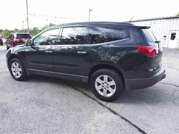 2012 Chevrolet Traverse 2LT - cars & trucks - by dealer - vehicle... for sale in Oconto, WI – photo 2