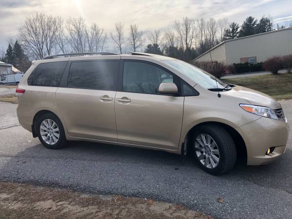 2014 TOYOTA SIENNA AWD XLE - cars & trucks - by dealer - vehicle... for sale in Williston, VT – photo 4