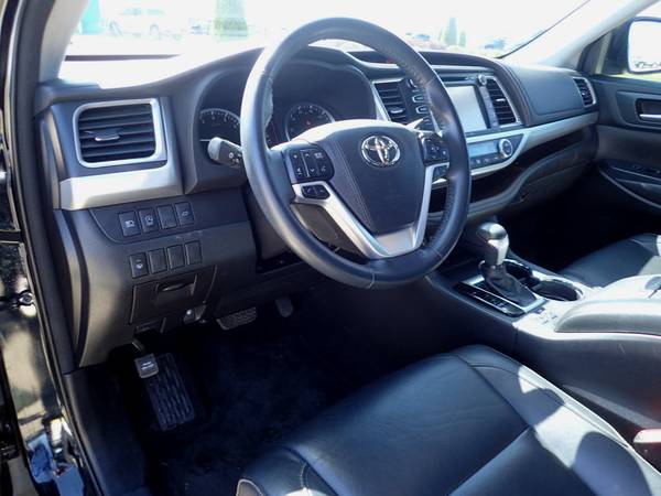 2018 Toyota Highlander - - by dealer - vehicle for sale in Centralia, MO – photo 14
