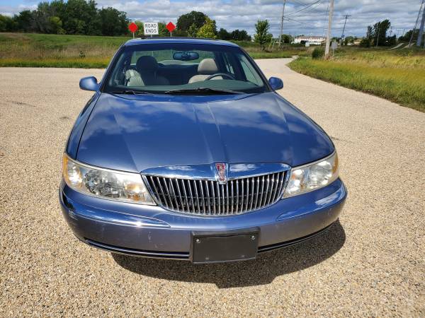 1999 Lincoln Continental!! LOW MILES!! Leather!! Sunroof!! Clean AF!! for sale in Dubuque, IA – photo 7