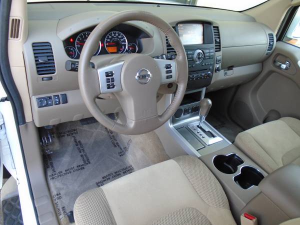 2012 Nissan Pathfinder SE 3rd Row - - by dealer for sale in Daphne, AL – photo 11