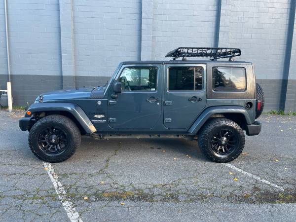 2007 Jeep Wrangler Unlimited 4WD Sahara 4x4 4dr SUV - cars & trucks... for sale in Lynnwood, WA – photo 2