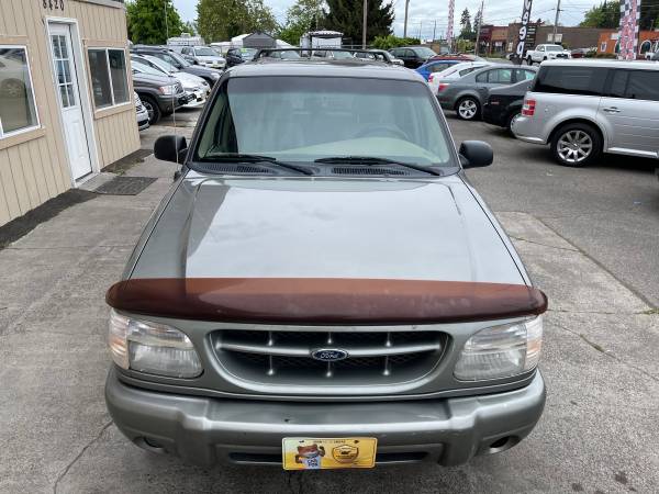 2000 Ford Explorer Limited 4 0L V6 4x4 Clean Title Well Maintained for sale in Vancouver, OR – photo 11