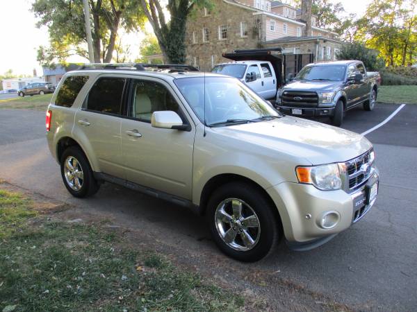 2011 FORD ESCAPE (LIMITED) ALL WHEEL DRIVE/1-OWNER/NAVIGATION/CAMERA for sale in Leesburg, District Of Columbia – photo 3