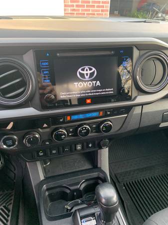 2017 Toyota Tacoma TRD OFF ROAD - cars & trucks - by owner - vehicle... for sale in Lincoln, NE – photo 8