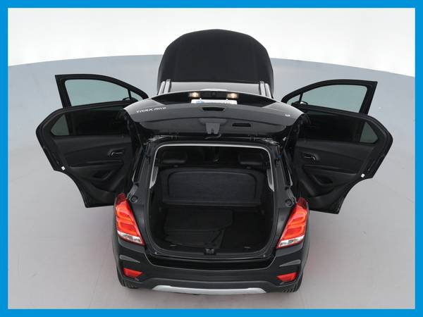 2019 Chevy Chevrolet Trax LT Sport Utility 4D hatchback Black for sale in Naples, FL – photo 18