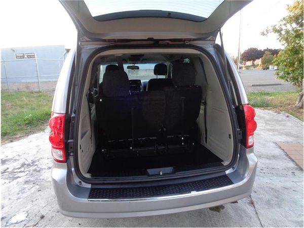 2015 Dodge Grand Caravan Passenger SE Minivan 4D FREE CARFAX ON EVERY for sale in Lynnwood, WA – photo 9