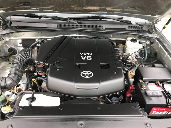 06 Toyota 4Runner 4WD w/ONLY 99K! 3RD ROW! 5YR/100K WARRANTY for sale in Methuen, MA – photo 23