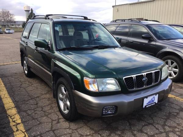 2002 Subaru Forester S 4WD 4D 2.5 4cyl. - cars & trucks - by dealer... for sale in Houghton, MI – photo 2
