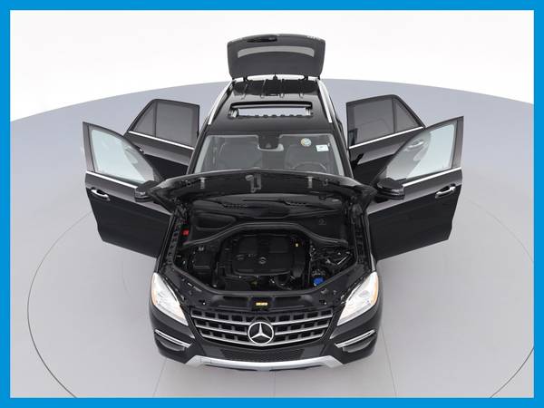 2013 Mercedes-Benz M-Class ML 350 4MATIC Sport Utility 4D suv Black for sale in Austin, TX – photo 22