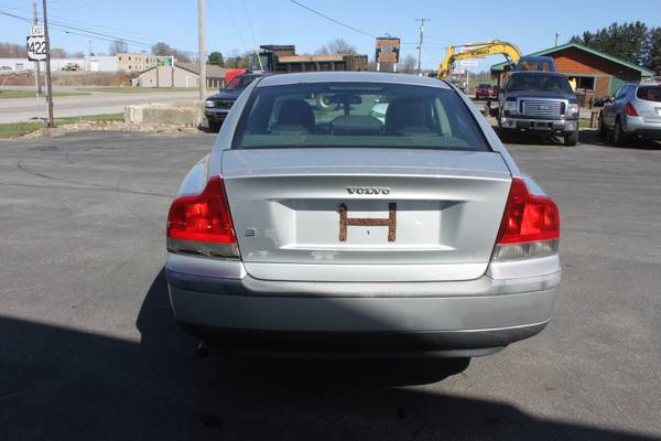 2004 Volvo S60 - - by dealer - vehicle automotive sale for sale in New Castle, PA – photo 7