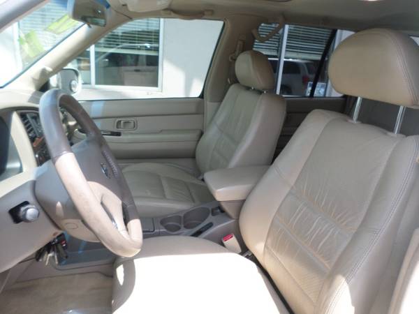 2002 Nissan Pathfinder SE 2WD - - by dealer - vehicle for sale in High Point, NC – photo 9