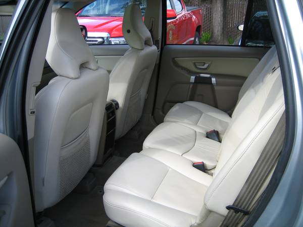2011 Volvo XC90 129,885mil (A2509) for sale in Santa Rosa, CA – photo 12
