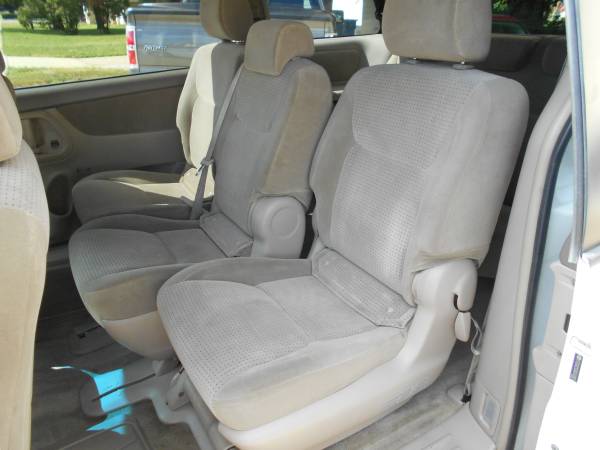 2006 Toyota Sienna LX Clean 8 Passenger - cars & trucks - by dealer... for sale in Mishawaka, IN – photo 7