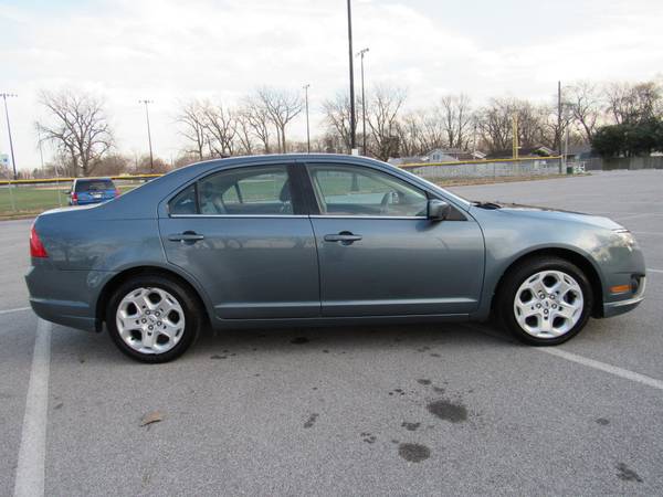 2011 FORD FUSION**ONLY 68K!!**WARRANTY*LEATER*BT*HEATED... for sale in Highland, IL – photo 4