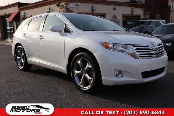 Check Out This Spotless 2011 Toyota Venza with only 62, 667 Mi-North for sale in East Rutherford, NJ – photo 3