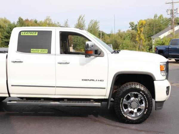 2015 GMC Sierra 3500HD available WiFi DENALI CREW CAB 6.6L DURAMAX... for sale in Plaistow, NY – photo 15