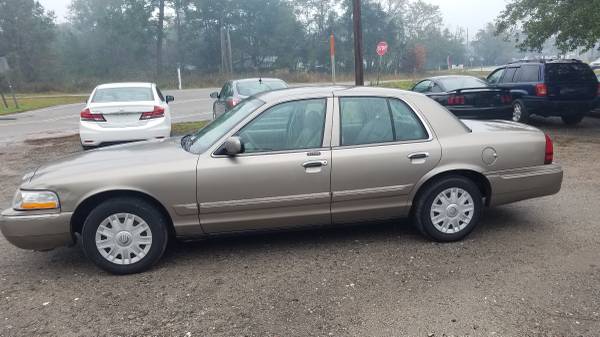 2004 Mercury Grand Marquis - cars & trucks - by dealer - vehicle... for sale in Leland, NC – photo 2