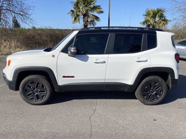 2018 Jeep Renegade Trailhawk SUV Renegade Jeep - - by for sale in Fife, WA – photo 3