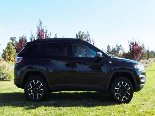 2020 Jeep Compass Trailhawk 4x4 **ONE OWNER** - cars & trucks - by... for sale in Redmond, OR – photo 2