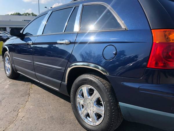 Accident Free! 2006 Chrysler Pacifica! Low Miles! Loaded! for sale in Ortonville, OH – photo 10